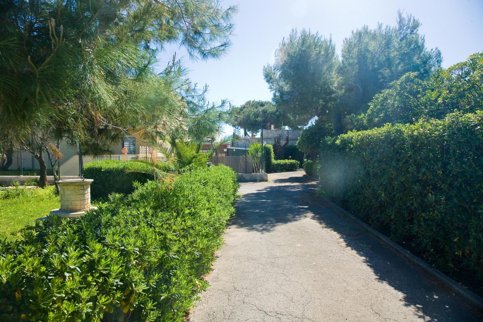 Vento Di Mare Bed and Breakfast Bari Exteriör bild